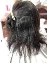 無理に伸ばさず 自然な丸みと柔らかさを重視した 大人のための酸性縮毛矯正を行っています。