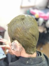 髪の毛を染めるたびに頭皮がヒリヒリしたり、痒みが出てきたら、天然100パーセントヘナもある。