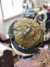 髪の毛を染めるたびに頭皮がヒリヒリしたり、痒みが出てきたら、天然100パーセントヘナもある。