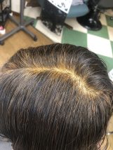 「白髪染めしたい。でも頭皮が不安。」 そんなお悩みでご来店される方が増えています。