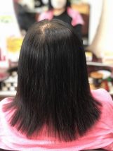 酸性縮毛矯正が大人女性に選ばれる理由 ① 白髪染めダメージ毛でも、じっくり優しく伸ばせる